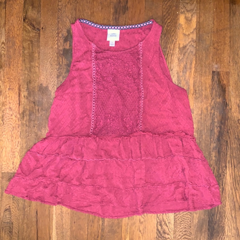 Size large Knox Rose tank top